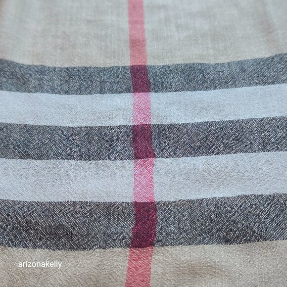 Burberry Wool Lightweight Vintage Classic Check - Picture 9 of 11